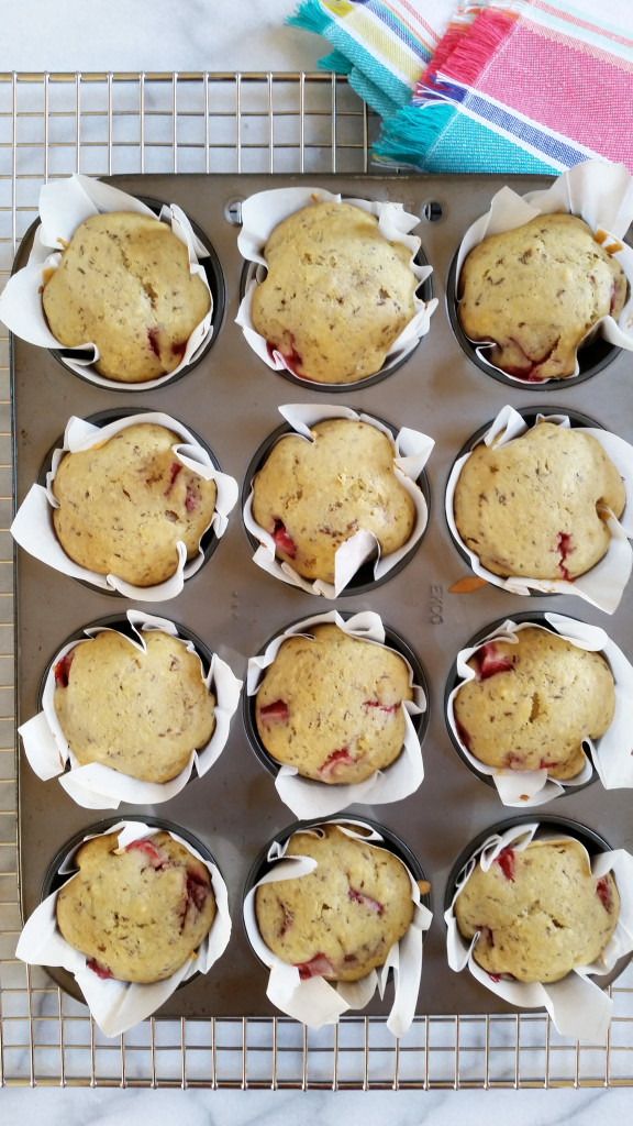 StrawberryLemonMuffins3