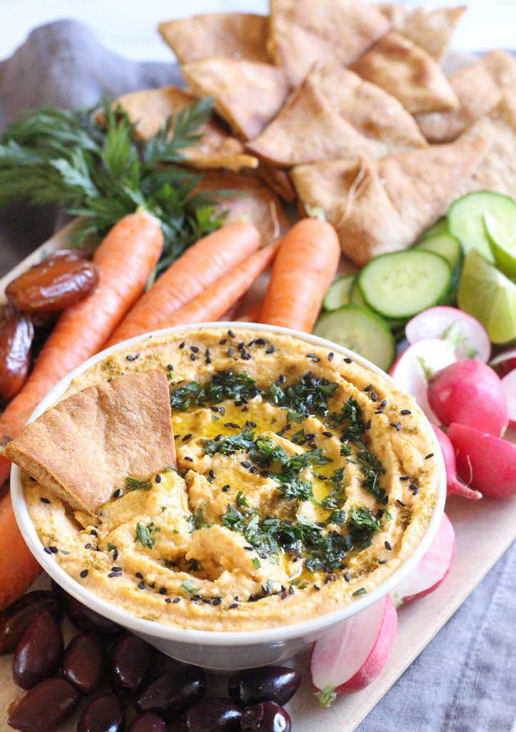 Harissa-spiced red lentil hummus