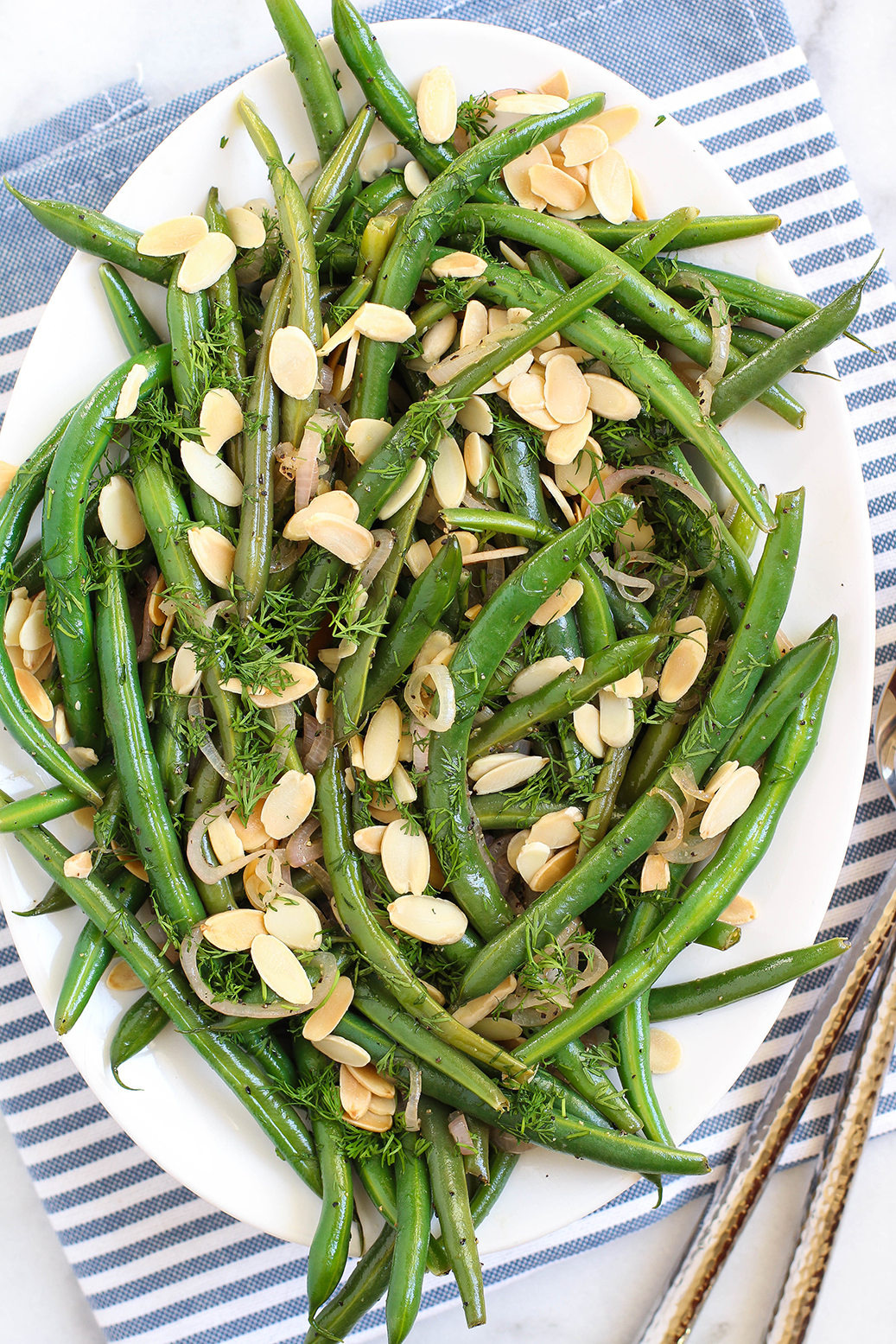 Apple Cider Green Beans with shallots & dill - an easy vegan & gluten free holiday side