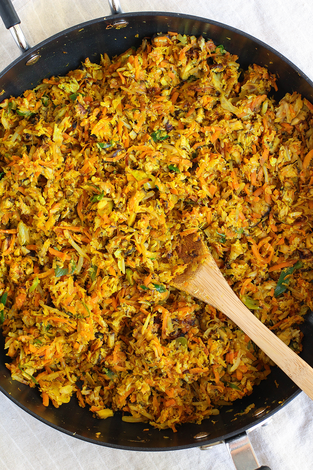 Vegan Turmeric Spiced Veggie Potstickers