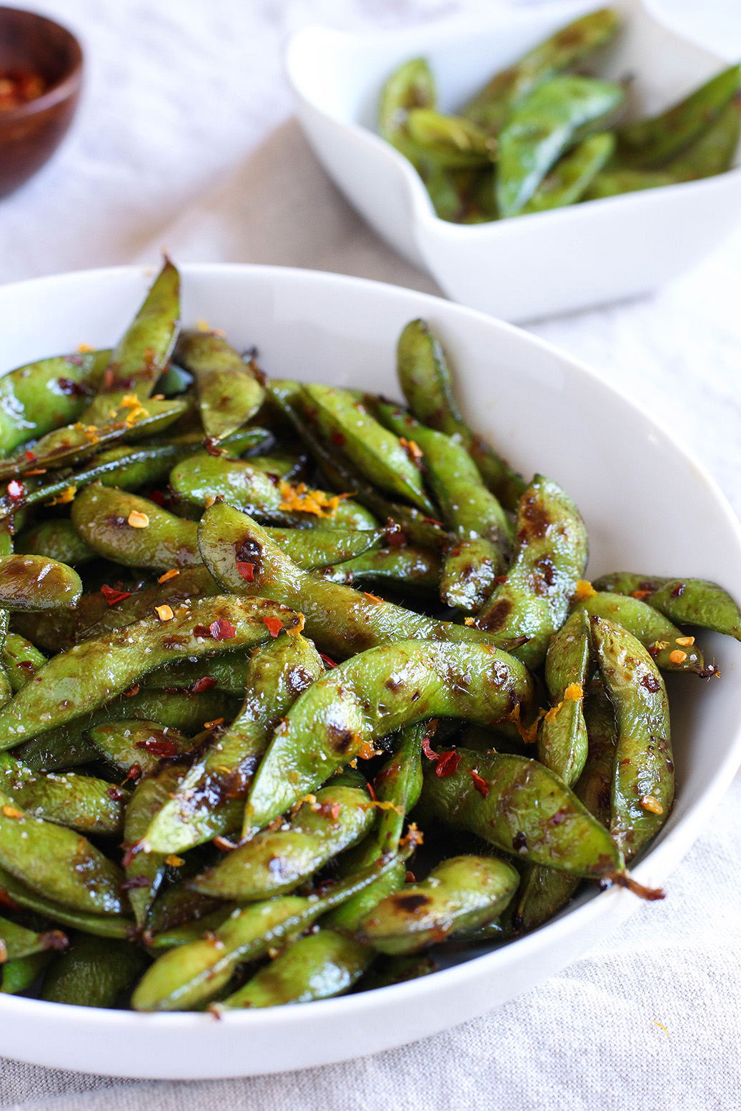 15 Minute Orange Spiced Edamame - a healthy & protein packed snack